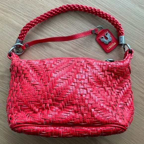 Red woven leather handbag - Picture 2 of 5